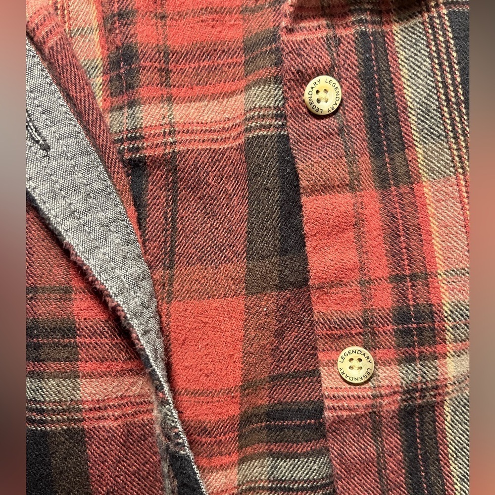 Men’s Legendary Whitetails Red and Black Flannel - Picture 3 of 7